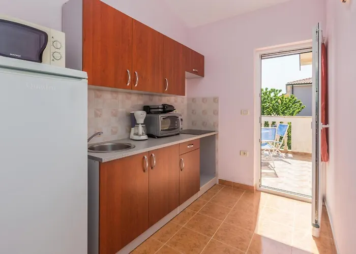 Apartamento In With Kitchen *