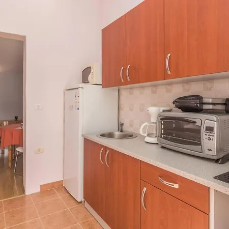 In With Kitchen Apartment *